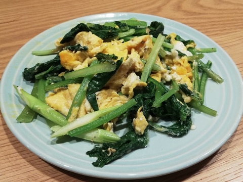 ほうれん草とアスパラの彩り卵炒め